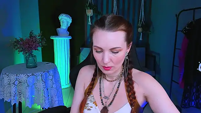 VandaRossi online show from February 7, 2025, 11:12 am