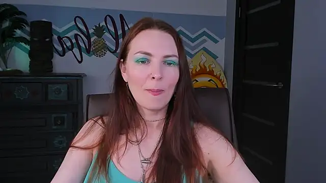 VandaRossi online show from February 19, 2025, 3:05 pm