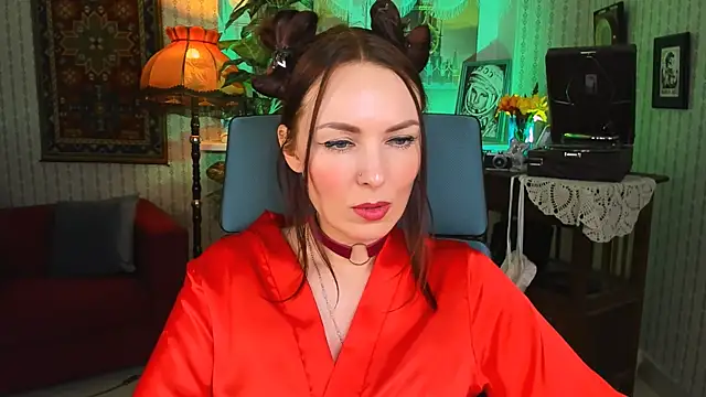 VandaRossi online show from March 9, 2025, 11:25 am