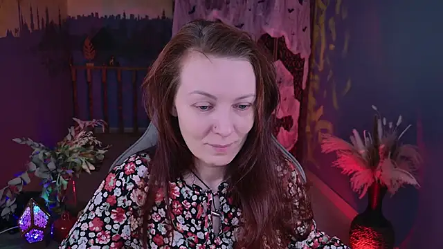 VandaRossi online show from October 28, 2025, 5:33 am