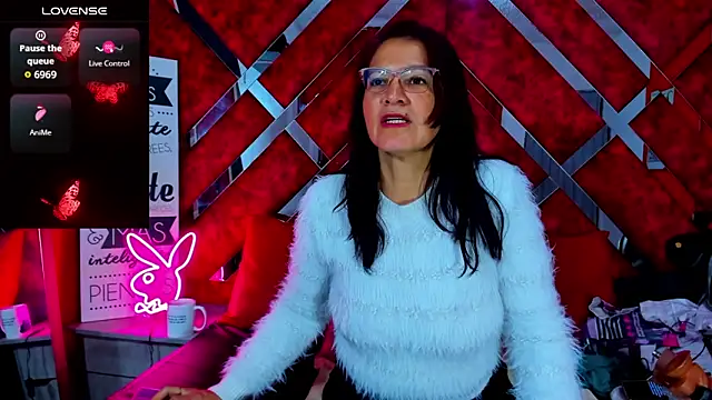 Mulan sexy01 online show from April 6, 2026, 8:10 pm