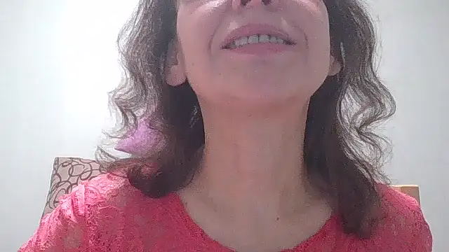 HollyJewel online show from March 11, 2025, 5:35 pm