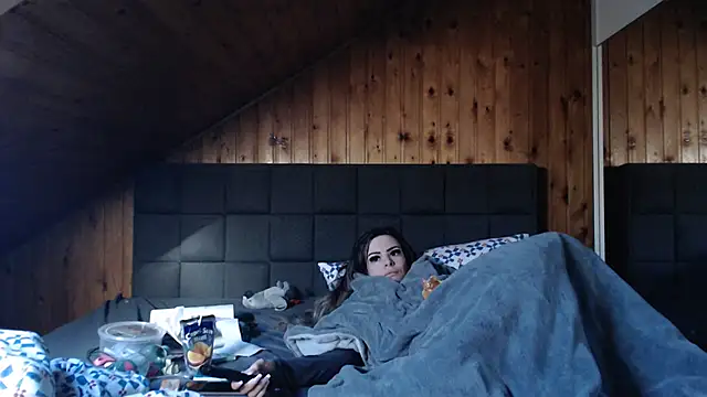 BoeseMoni1998 online show from March 21, 2025, 7:11 am