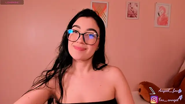 angeel fox online show from March 12, 2026, 6:08 am