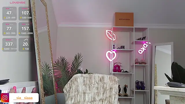 Snapshot of ArianaArianna chatting on February 28, 2026, 9:43 am ArianaArianna online show from February 28, 2026, 9:43 am