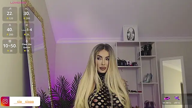 ArianaArianna online show from April 6, 2026, 4:52 pm