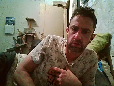 foxikx69 online show from December 17, 2025, 4:24 pm