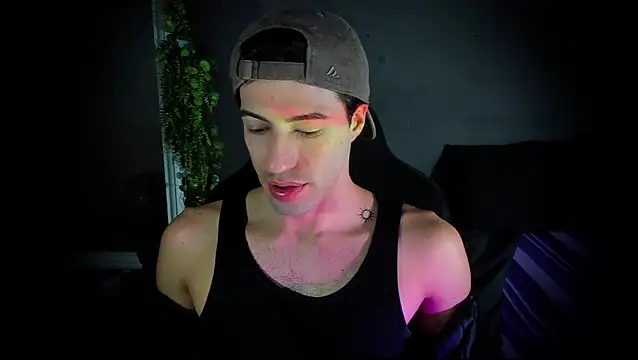 newjeff online show from November 13, 2025, 4:06 pm