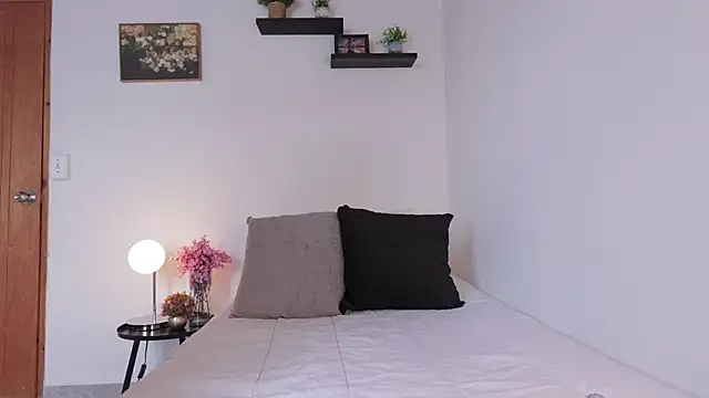 meloddysky online show from April 19, 2026, 3:11 pm