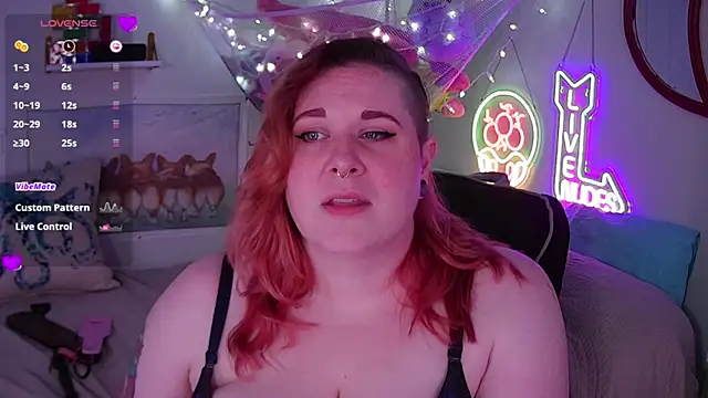 opalreigning online show from March 15, 2025, 8:48 am