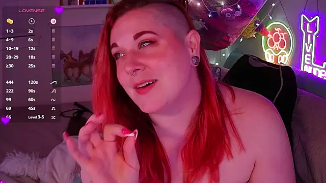 opalreigning online show from October 10, 2025, 8:13 am