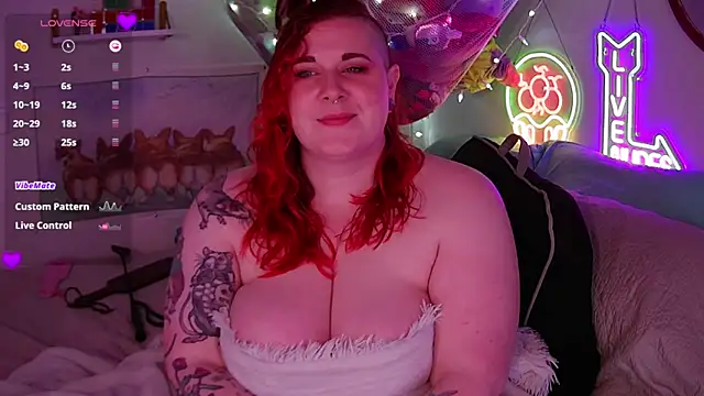 opalreigning online show from October 31, 2025, 8:15 am