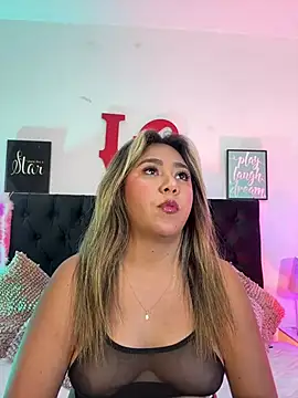 AriannaTorres online show from February 16, 2026, 6:48 pm