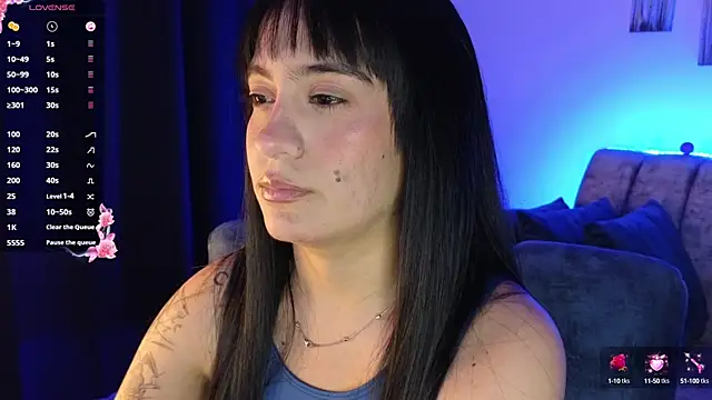 ZaraDames  online show from September 12, 2025, 2:33 am