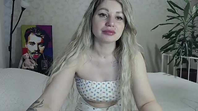 ShyEvaa online show from April 9, 2026, 2:22 am