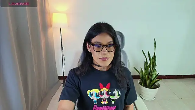 vitta alfayed online show from October 17, 2025, 1:53 am