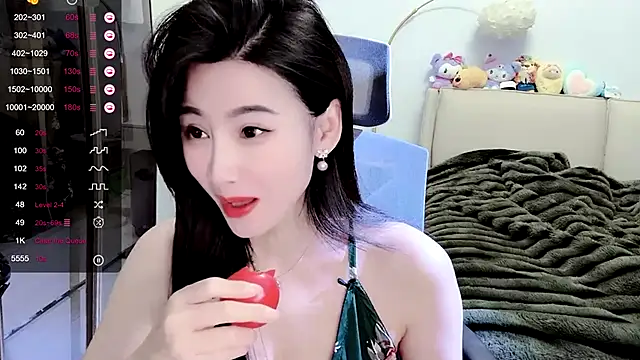FeiFei-babe online show from March 2, 2025, 2:32 pm