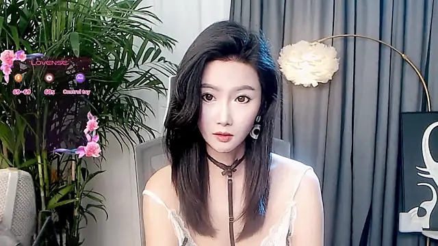 FeiFei-babe online show from November 14, 2025, 1:10 pm