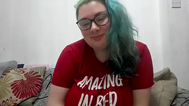 Bustycurves online show from March 2, 2026, 11:33 pm