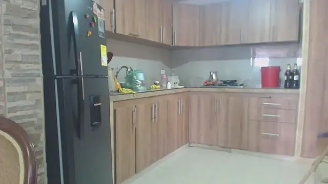 brigitht online show from September 24, 2025, 6:33 pm