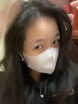 Snapshot of minmin2kk5 chatting on January 18, 2025, 2:23 pm minmin2kk5 online show from January 18, 2025, 2:23 pm