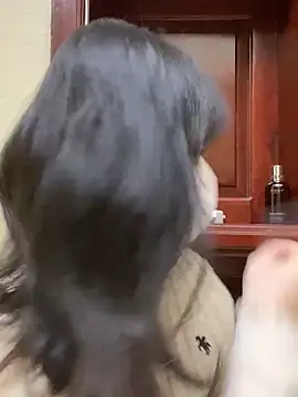 Snapshot of minmin2kk5 chatting on March 2, 2025, 2:32 pm minmin2kk5 online show from March 2, 2025, 2:32 pm