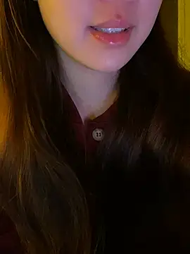 minmin2kk5 online show from March 6, 2026, 2:35 pm