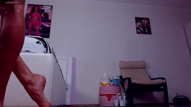 Sonja Stripper Ray online show from November 7, 2025, 9:53 am