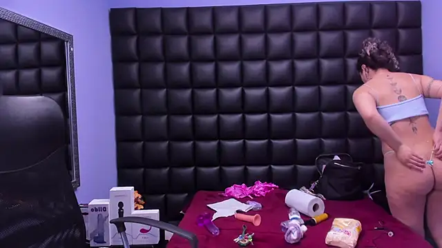 celeste blue69 online show from October 8, 2025, 4:10 am