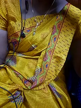 Snapshot of Janavi-janu chatting on October 28, 2025, 7:23 am Janavi-janu online show from October 28, 2025, 7:23 am