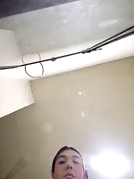 saracaball  online show from September 19, 2025, 3:52 am