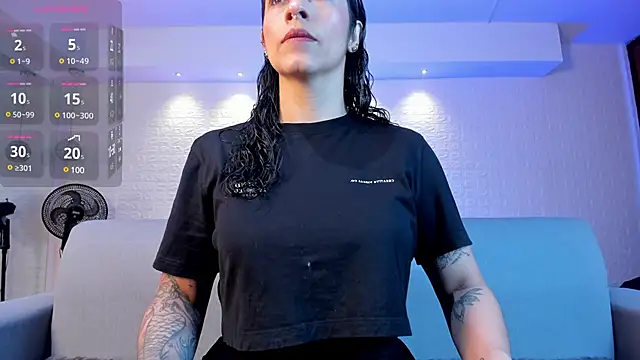 violet scott online show from February 8, 2025, 11:12 am