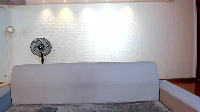 violet scott online show from January 7, 2026, 10:51 am