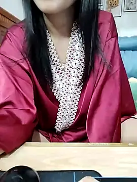 Snapshot of cream1299 chatting on March 3, 2025, 9:48 pm cream1299 online show from March 3, 2025, 9:48 pm