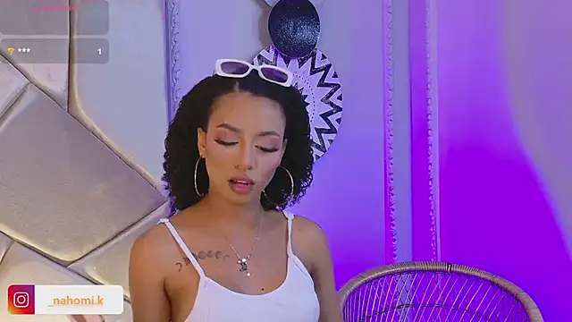 Snapshot of Nahomi_King chatting on February 11, 2025, 7:48 pm Nahomi King online show from February 11, 2025, 7:48 pm