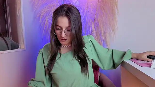 Elecktra sweet online show from April 17, 2026, 7:39 pm