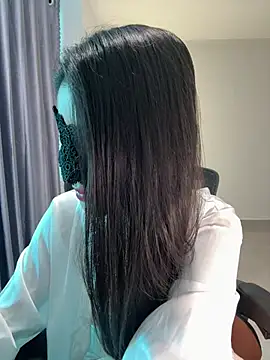 Snapshot of Salibae_Nha chatting on March 17, 2025, 6:29 am Salibae Nha online show from March 17, 2025, 6:29 am