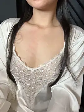 Snapshot of Salibae_Nha chatting on October 6, 2025, 2:09 am Salibae Nha online show from October 6, 2025, 2:09 am