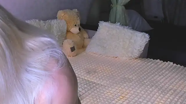 Sweeet Barbie online show from October 3, 2025, 3:31 pm