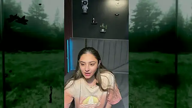 demieliss online show from September 26, 2025, 4:11 pm