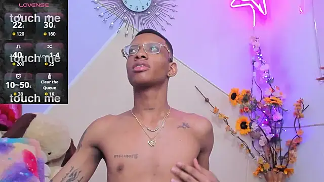 Tiffany Valentine15 online show from September 20, 2025, 12:39 pm