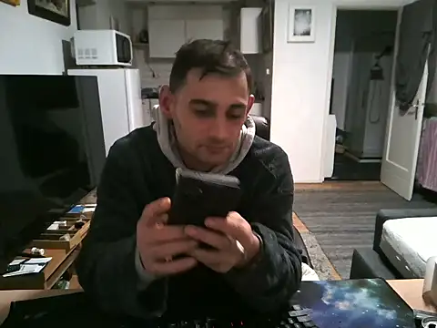 mihaimichael online show from September 14, 2025, 1:27 am