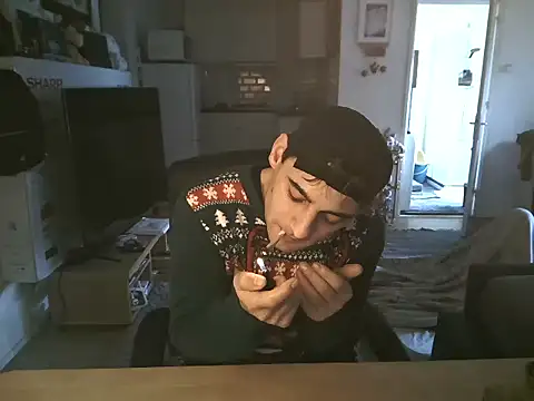 mihaimichael online show from November 3, 2025, 10:49 am