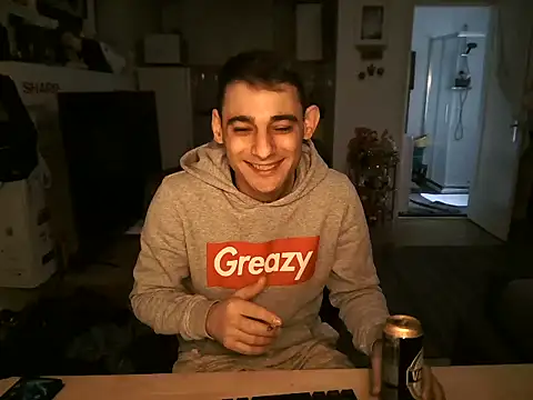 mihaimichael online show from November 14, 2025, 8:24 am