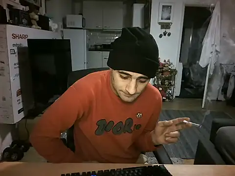 mihaimichael online show from November 16, 2025, 5:18 pm