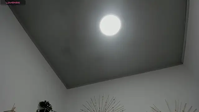 Miah BigBoobs online show from October 22, 2025, 12:05 pm