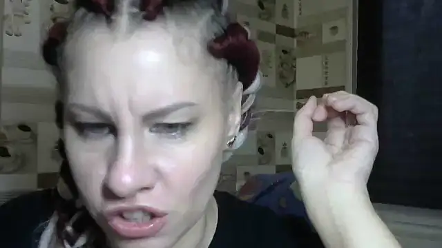 Snapshot of TherestlessKitty chatting on October 16, 2025, 6:14 am TherestlessKitty online show from October 16, 2025, 6:14 am