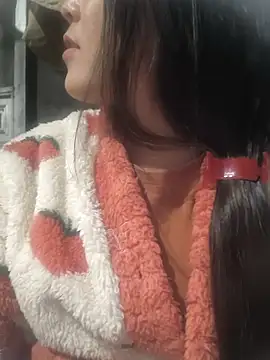 Sweetlove 77 online show from March 9, 2025, 12:20 pm