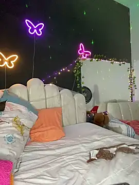 AlisonHoot69 online show from March 2, 2025, 3:34 am