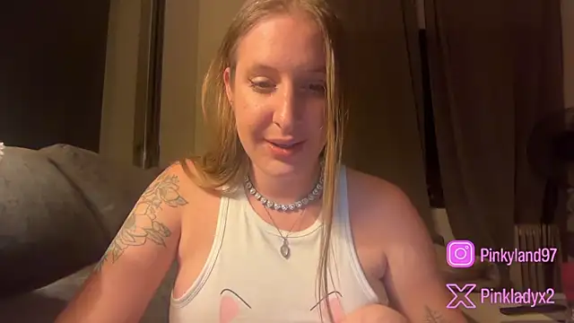 Pinkyladyxxx online show from May 16, 2026, 12:40 am
